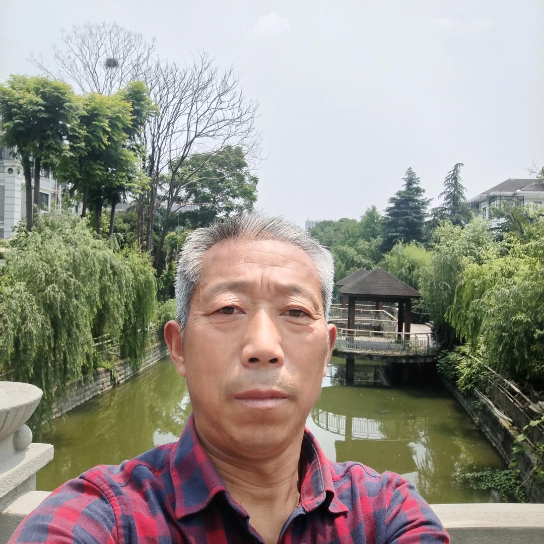 卓知元