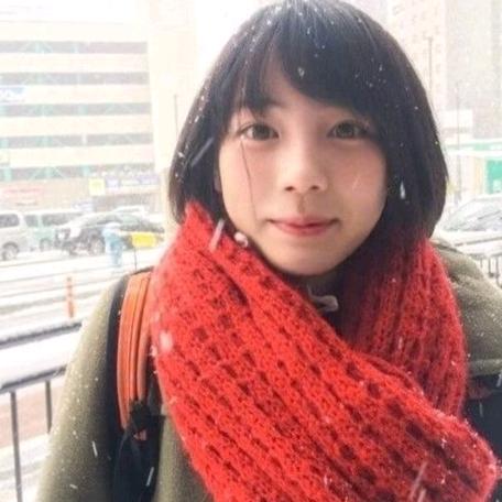 林小里头像