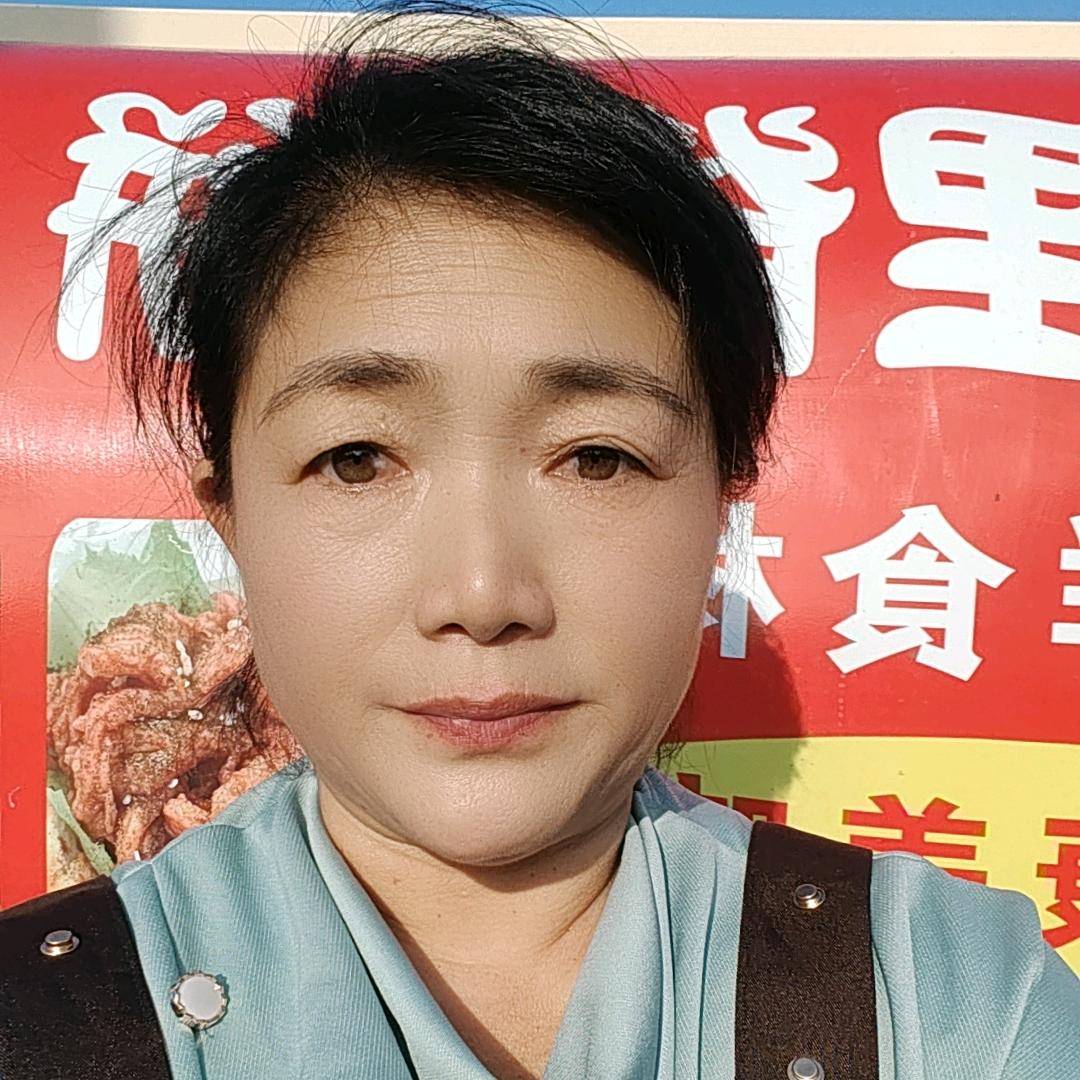 山东大姐卖里脊肉饼