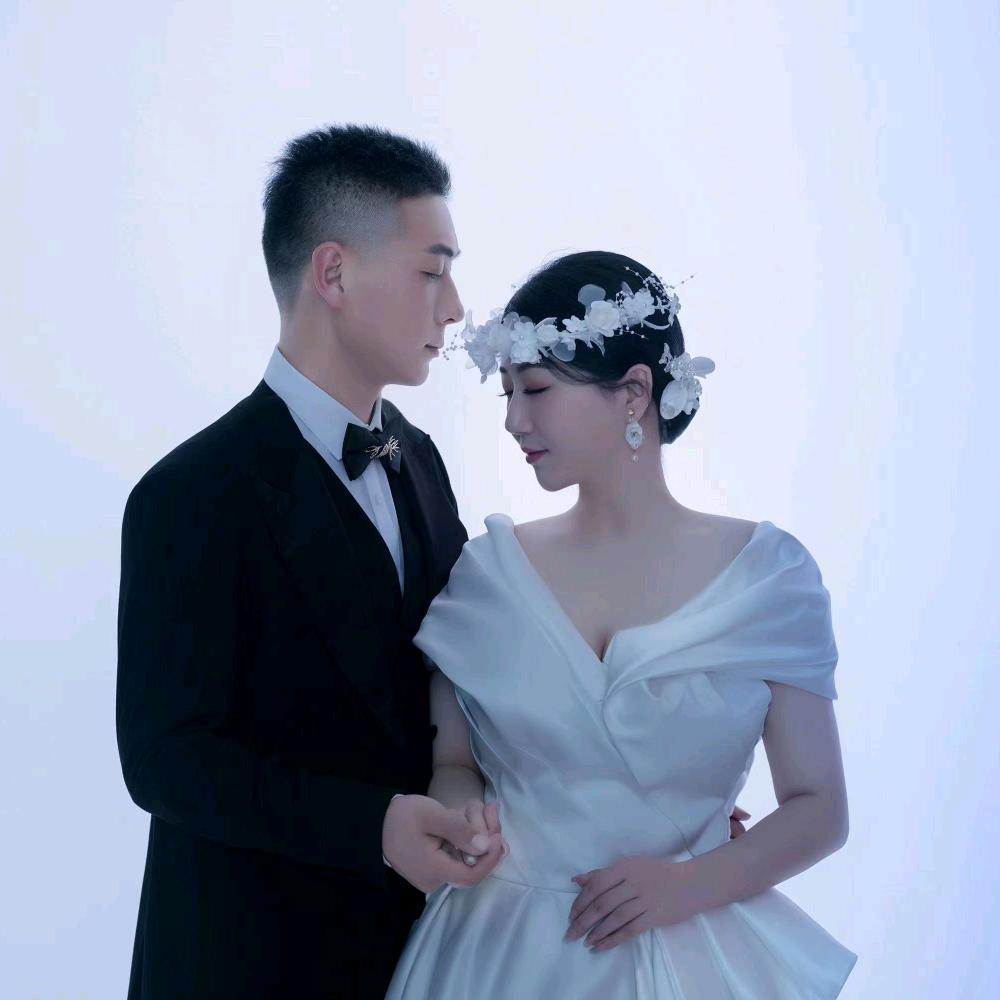 也白头👨‍👩‍👧