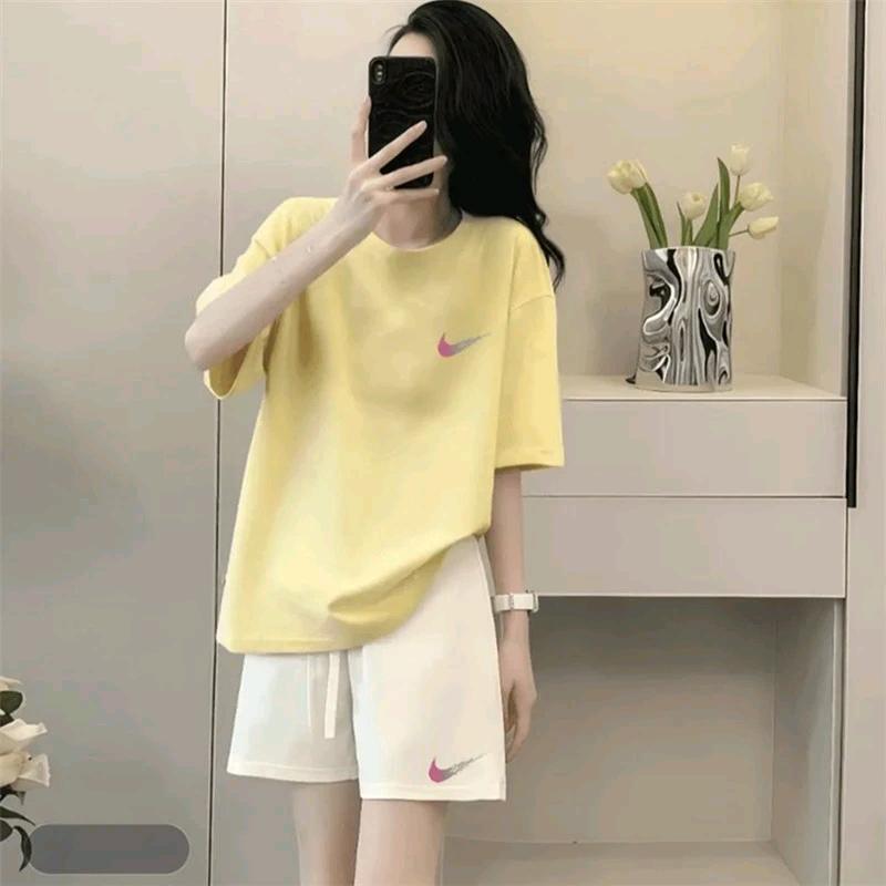 新兴潮流新服饰