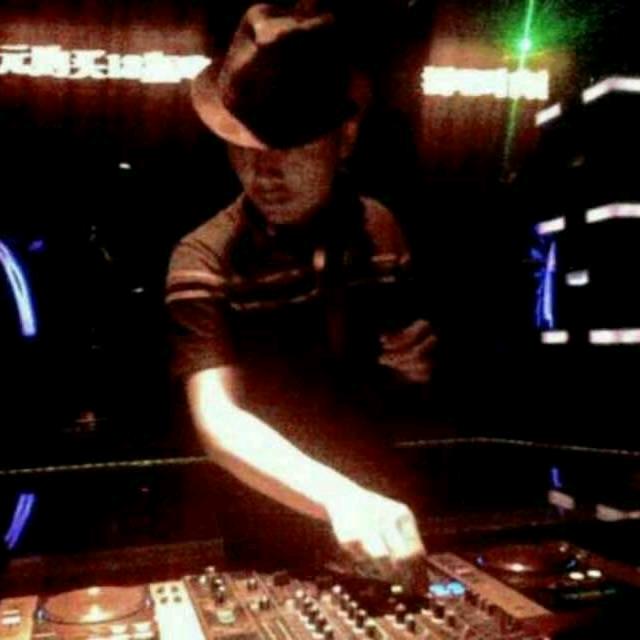 白毛音乐的抖音小店（02年入行DJ）