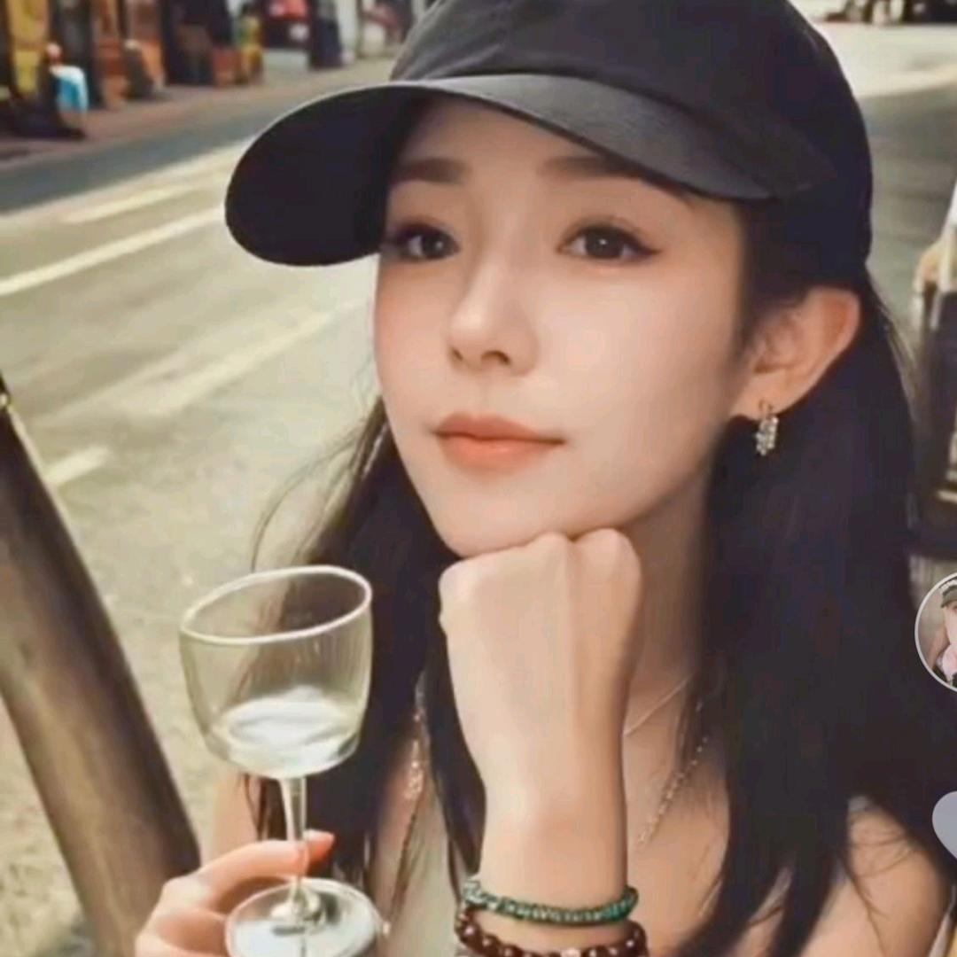 ℳ̶̶̶̶♡我怕冷，却恋上了冰ℳ