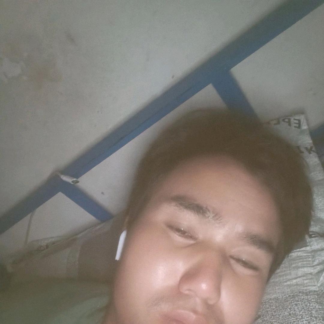 用户5761498815392