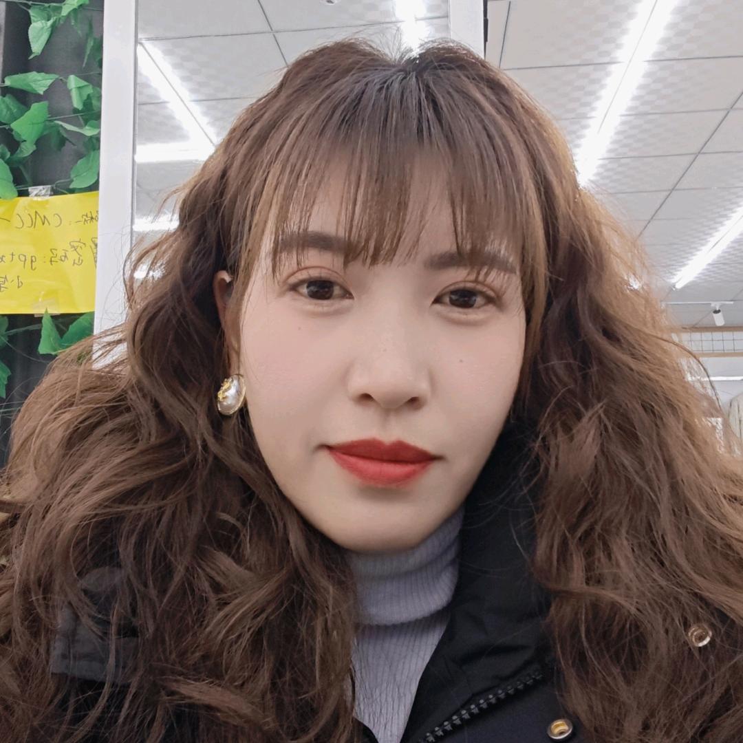 湖岗仟衣汇鞋服饰广场，