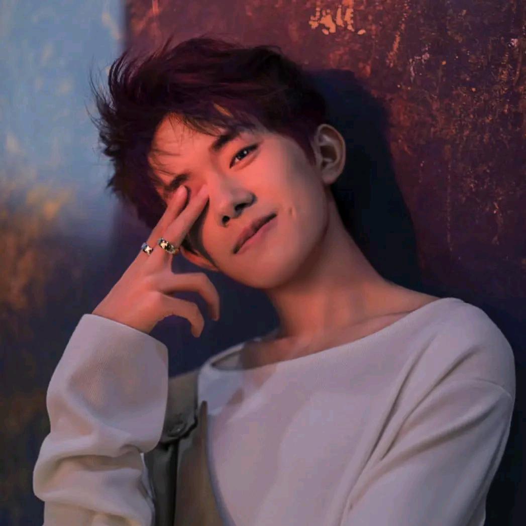 圣恒饰品专营店卢氏县辰崇商贸商行