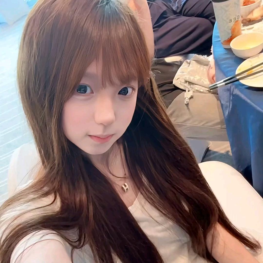 女主角^悸浔.
