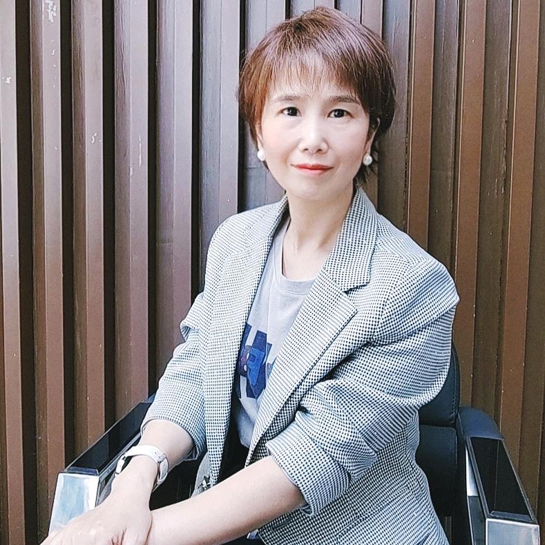 小傅