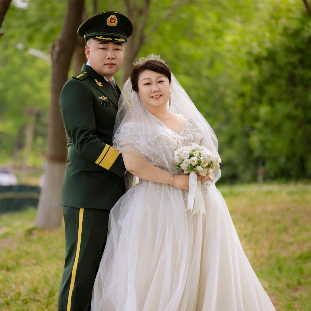 憨妞