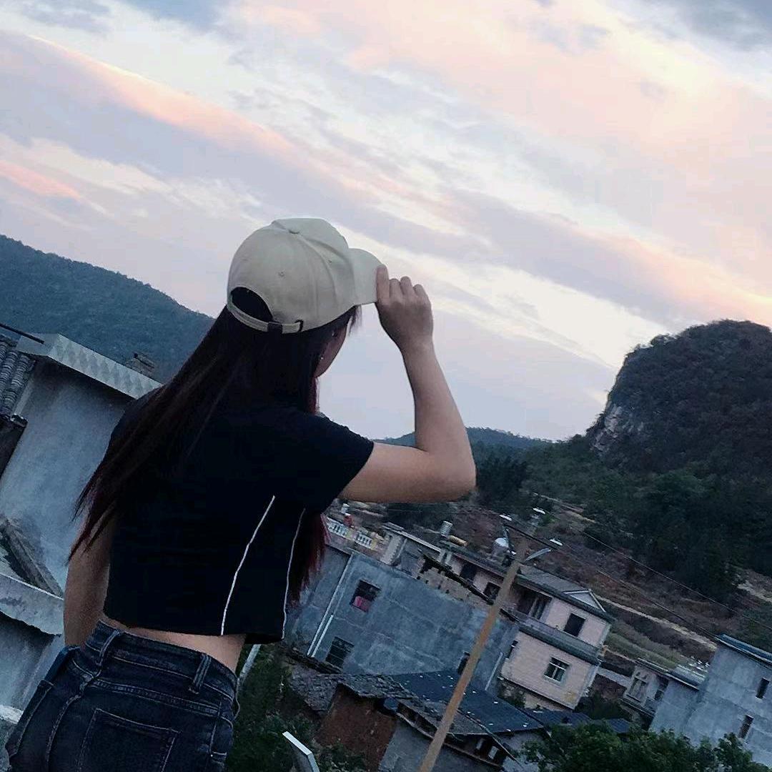 এ᭄兔ꦿ飘飘ృ༊（）