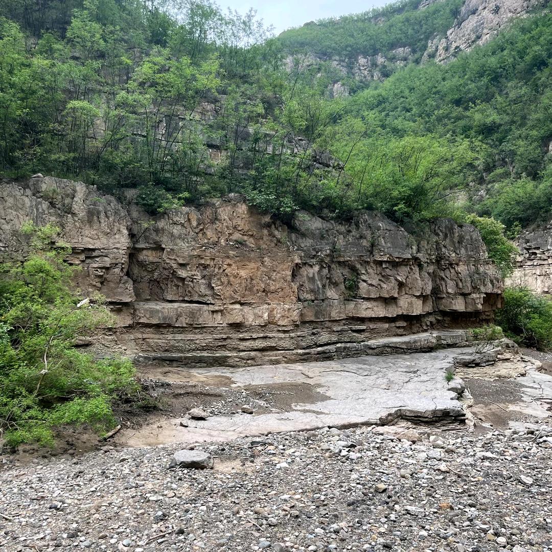 熟悉的，陌生人