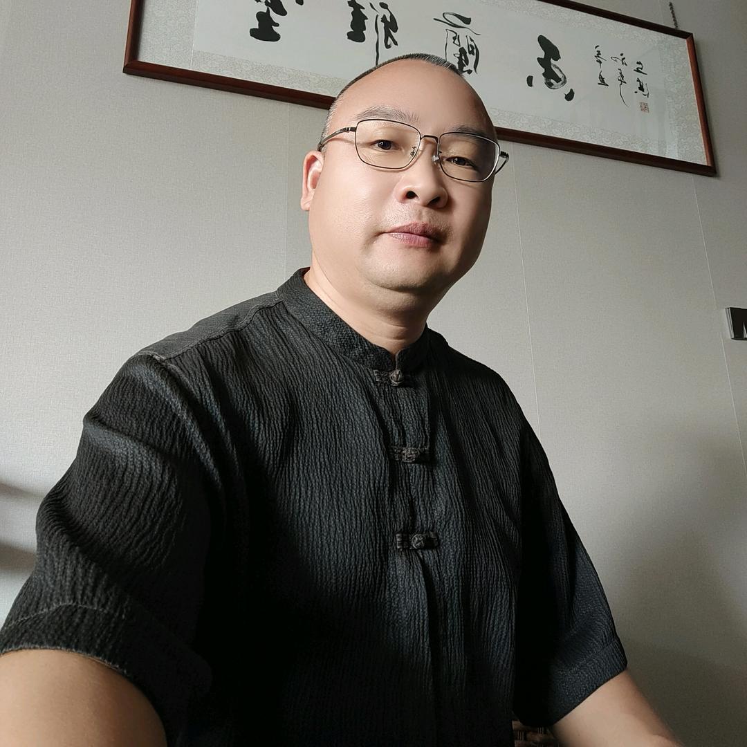 厚德强