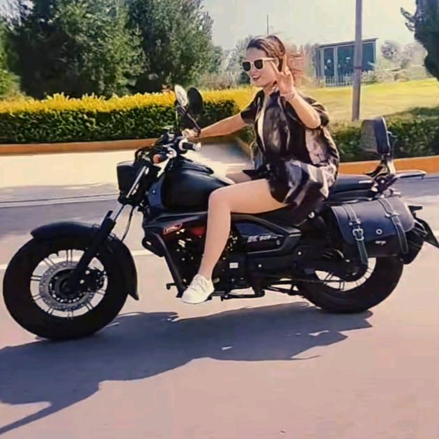 机车🏍宁宝《鸽子鼓舞》