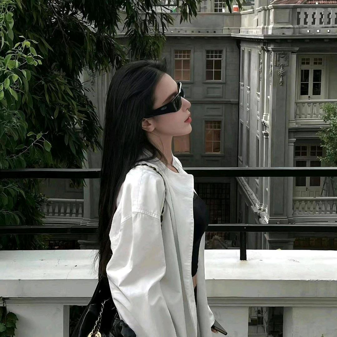 小狗摇尾巴