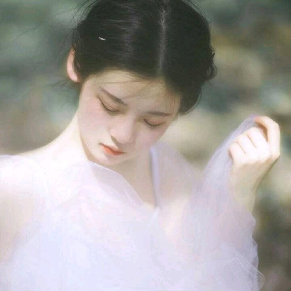 念秋头像