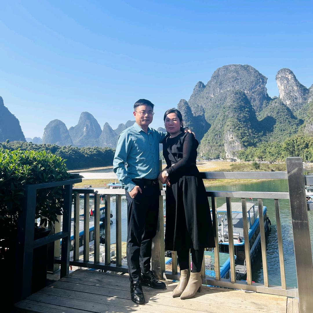 苗丝汇养发