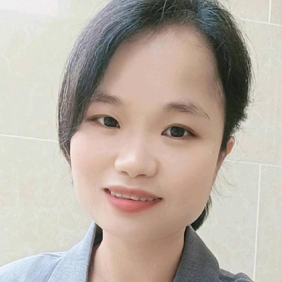 廖萍子（套圈娱乐、打靶气球、精品玩具）
