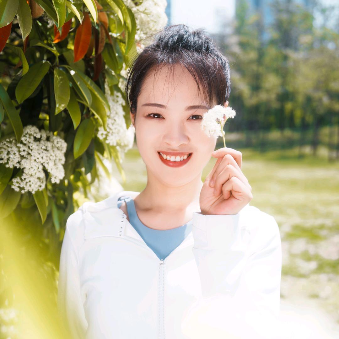 慕特秋秋百货铺