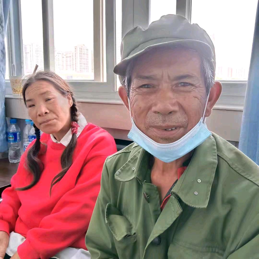 唐巴马