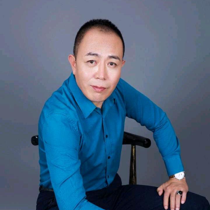 陈建明《明辉文创》