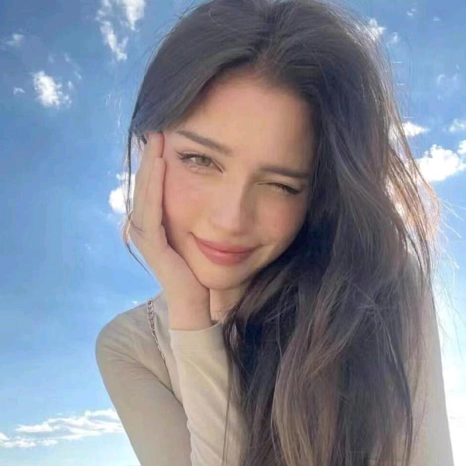 Re俸俸俸🧚🏻‍♀️