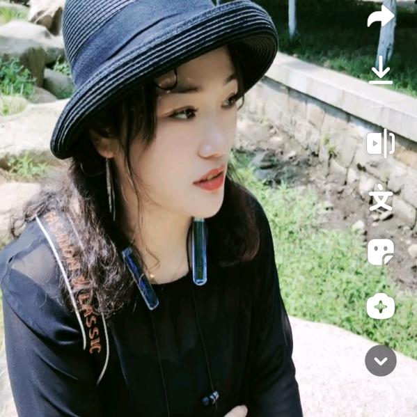 露露💞