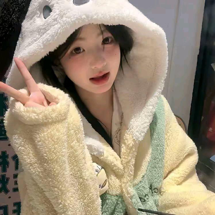 染雯