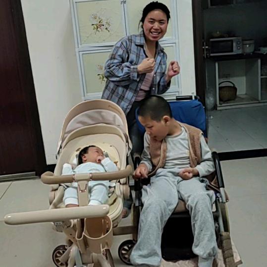 奇奇妈有蛇精病