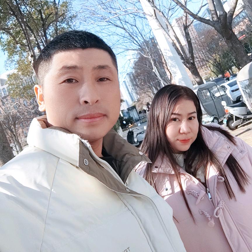 蔡庄明哥和泰国媳妇