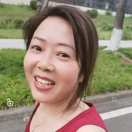 碧华爱跑步