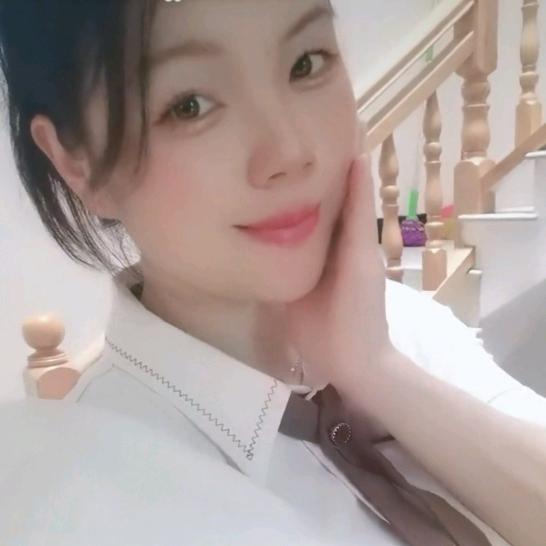 叼馋芬芳馥郁.