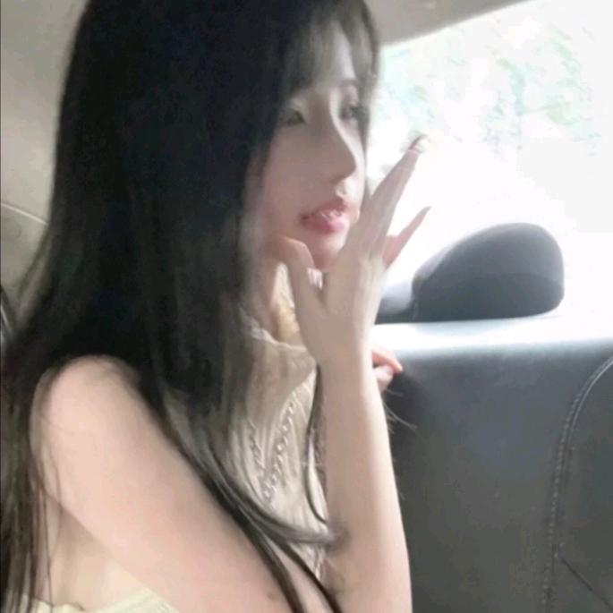 雾苒.