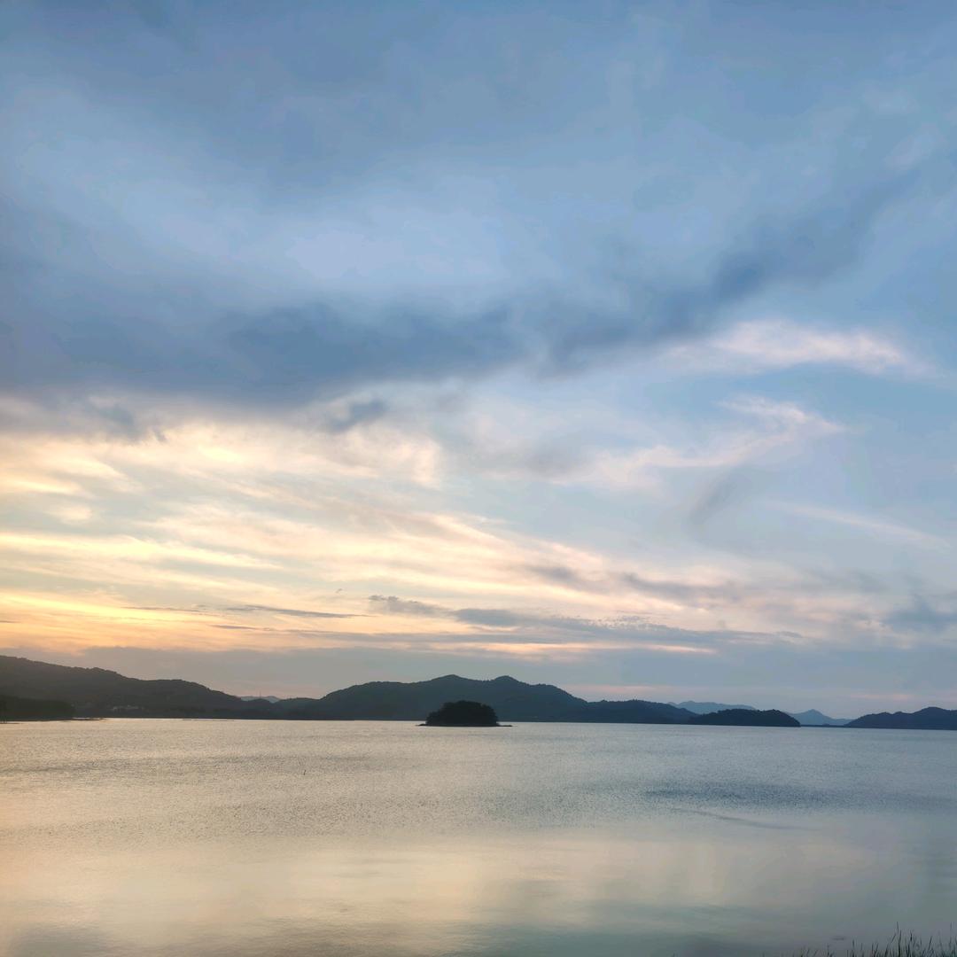 读书写字度闲时