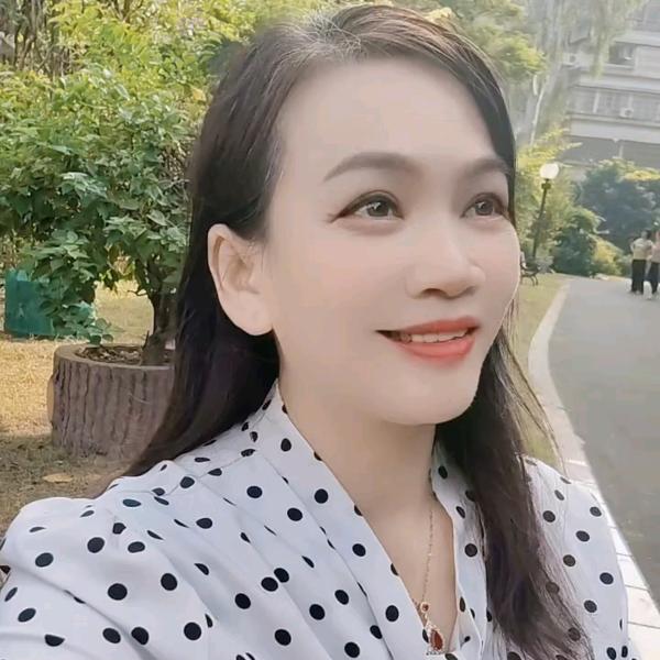 🌸小迷妹🌸