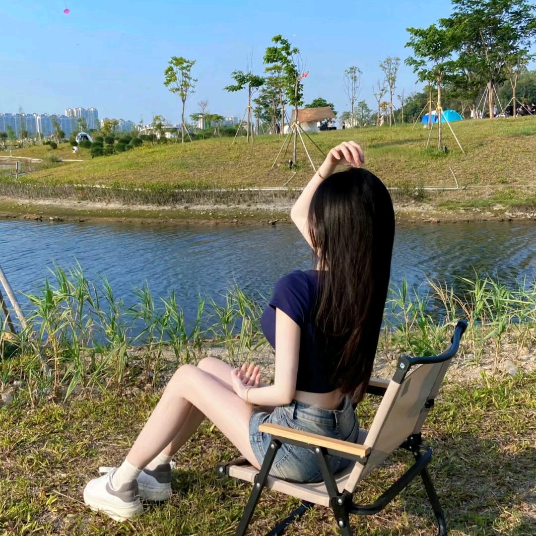 茜茜