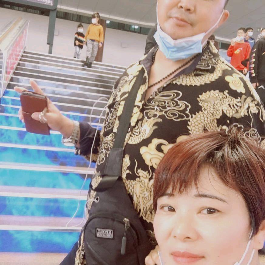 川菜馆何红
