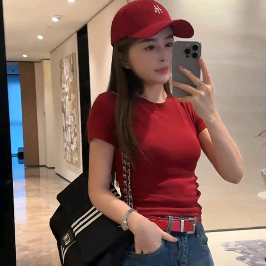 小允姐姐（穿搭日记）