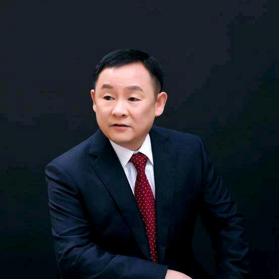 天高云淡