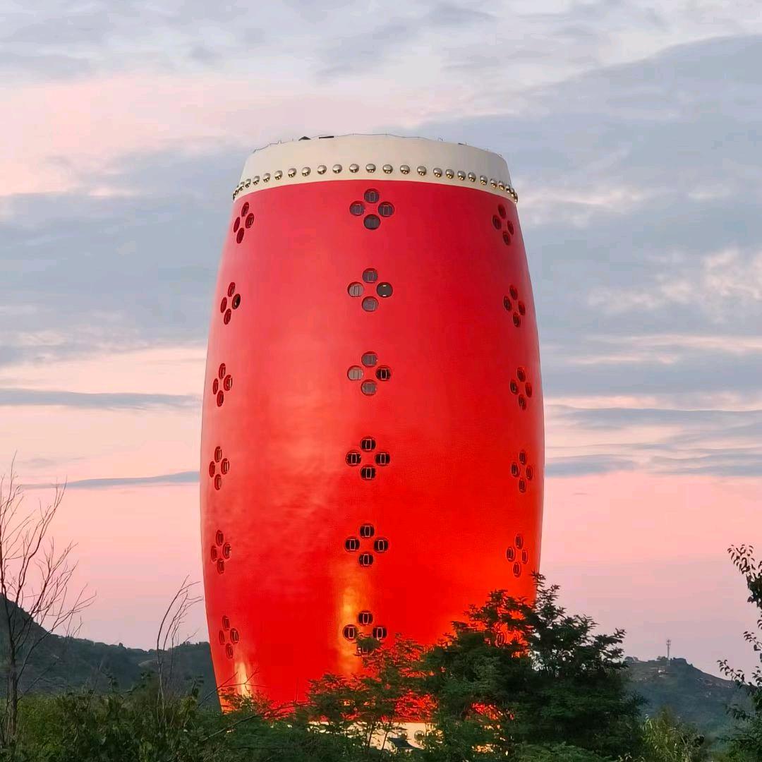 粉色80后