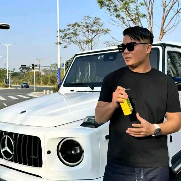 昆明经济技术开发区蔷卓服装经营部