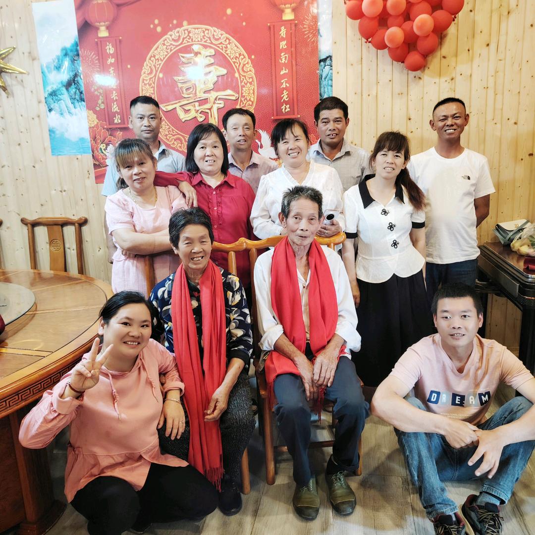 开心快乐每一天