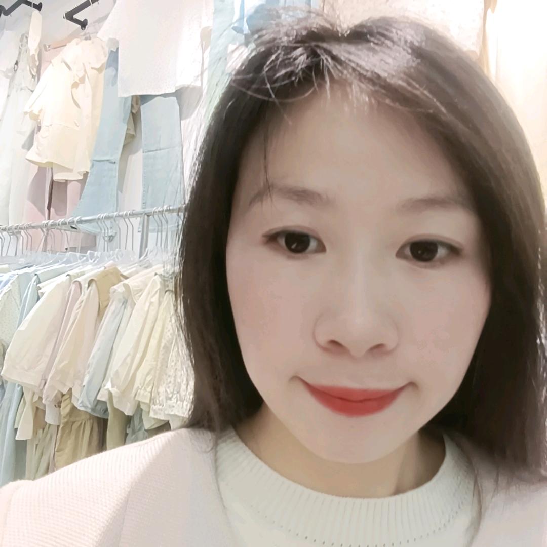 东至汇金*靓衣坊