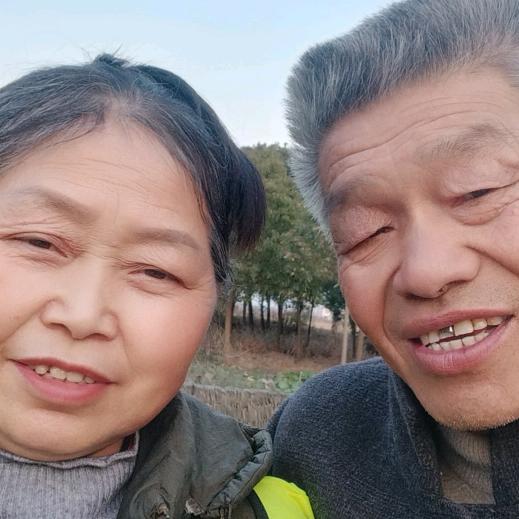 少来夫妻老来伴