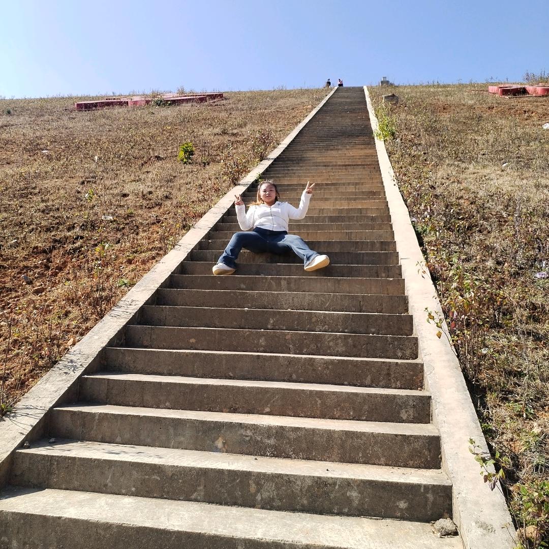 云南黑妹单身狗