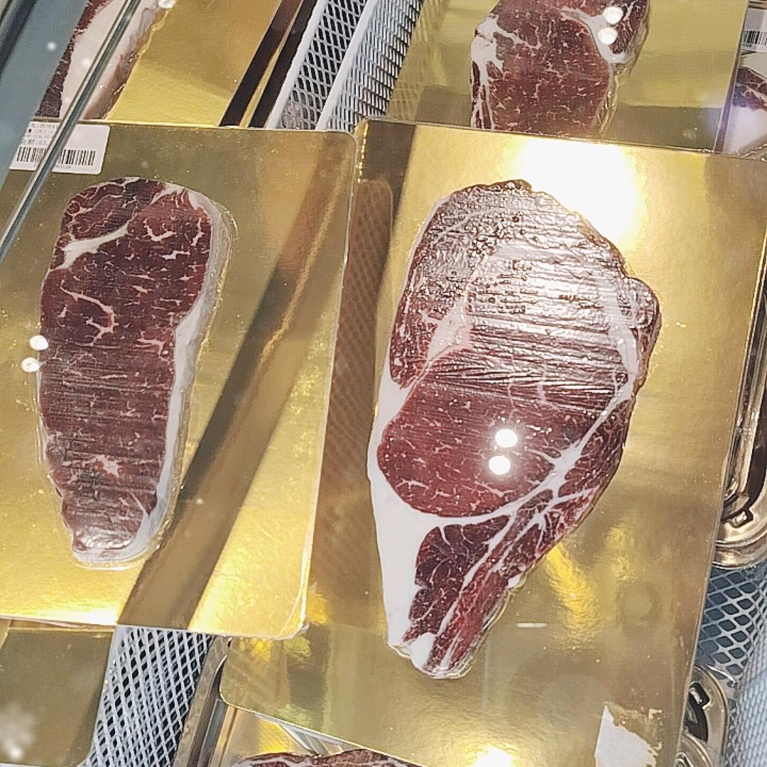 卖黑牛肉的雪牛宴