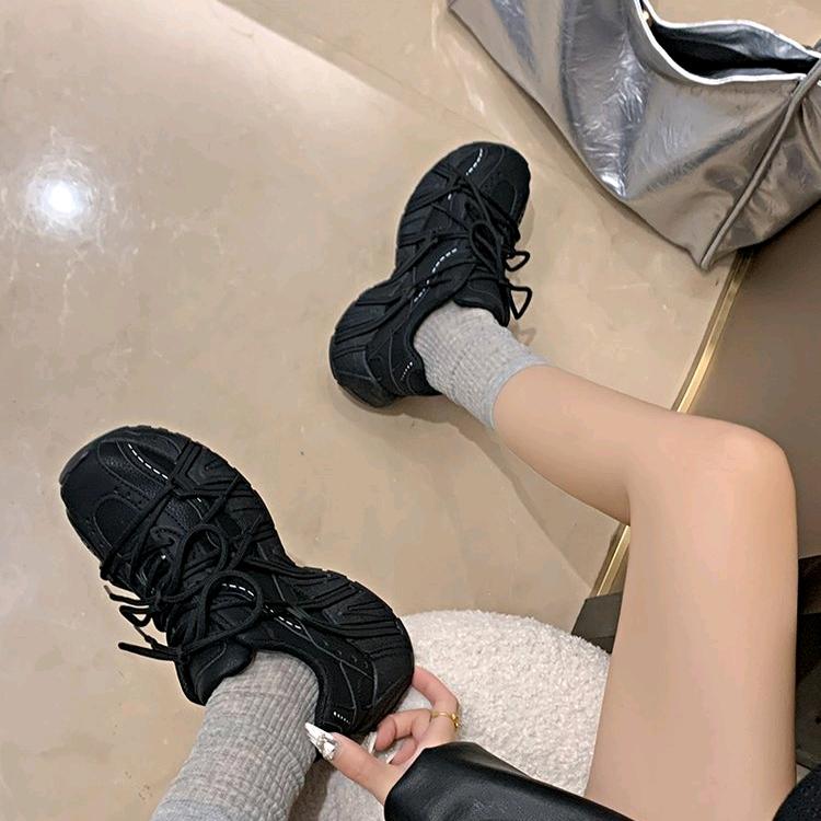 莉莉小个子女鞋工厂店