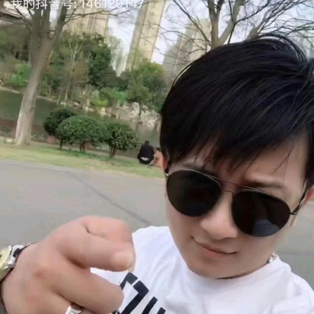 庆哥li