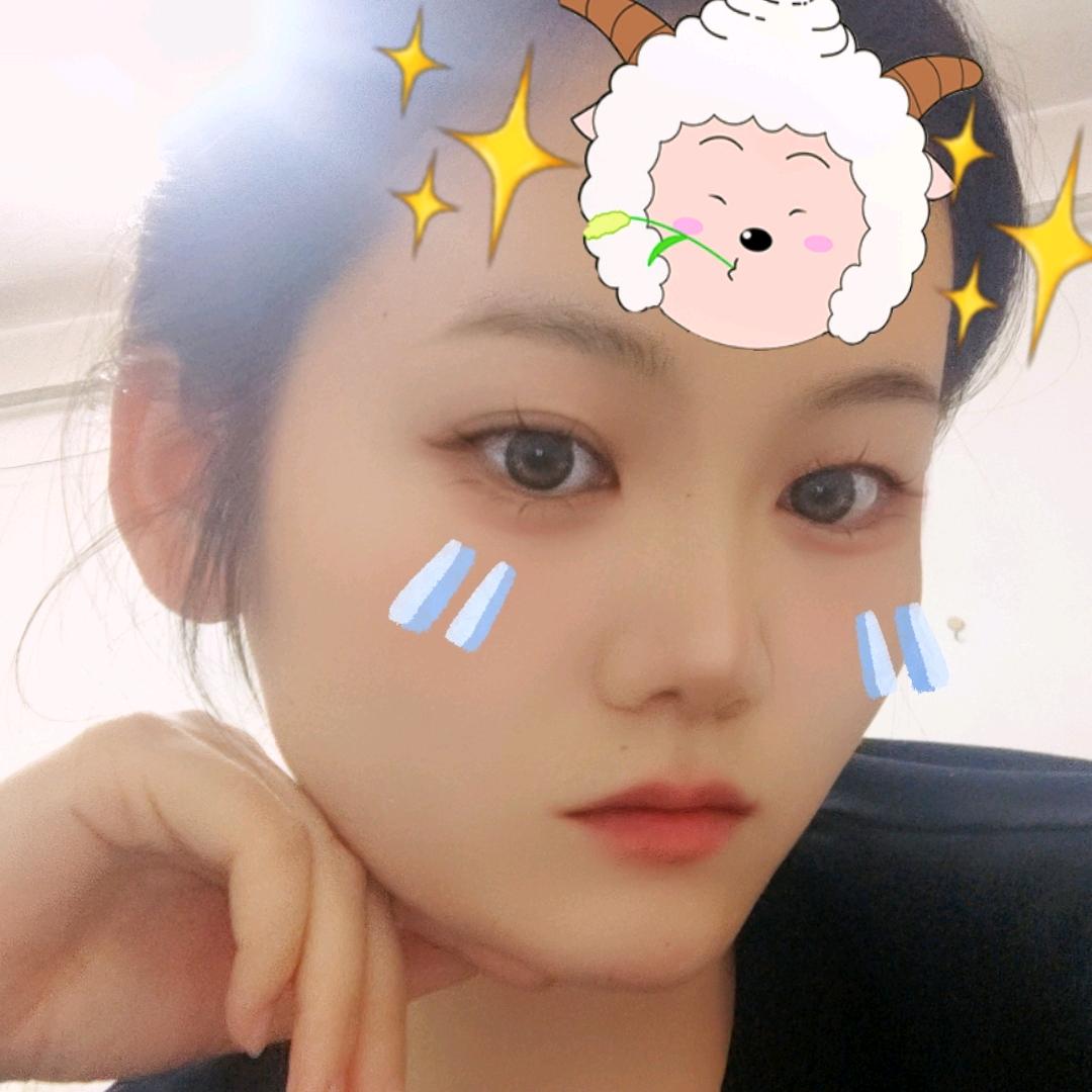 暁茜