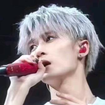 嫣老板的辛福童年