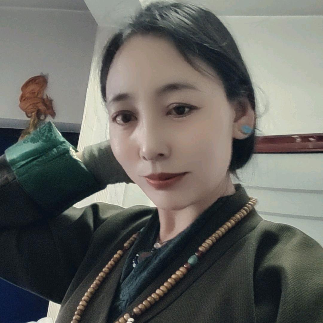 德吉央宗